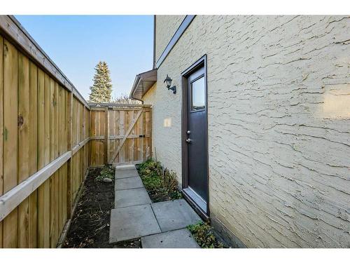 2858 Catalina Boulevard Ne, Calgary, AB - Outdoor With Exterior