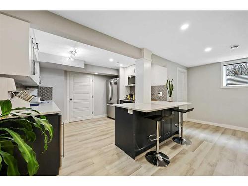 7128 Hunterwood Road Nw, Calgary, AB - Indoor