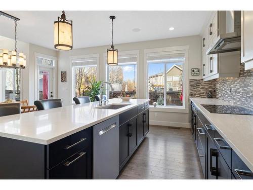 140 Auburn Sound Manor Se, Calgary, AB - Indoor Photo Showing Kitchen