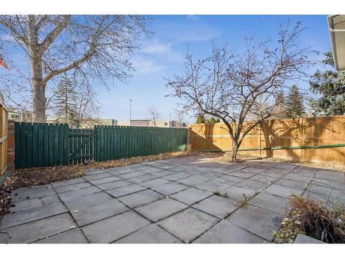 280 Midpark Gardens Se, Calgary, AB - Outdoor