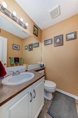 131 Millview Square Sw, Calgary, AB - Indoor Photo Showing Bathroom