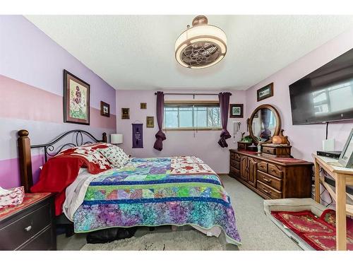 131 Millview Square Sw, Calgary, AB - Indoor Photo Showing Bedroom