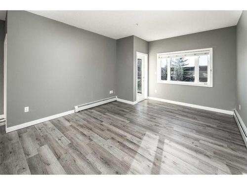 229-23 Millrise Drive Sw, Calgary, AB - Indoor Photo Showing Other Room