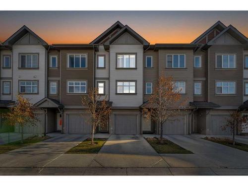 64 Copperstone Common Se, Calgary, AB - Outdoor With Facade