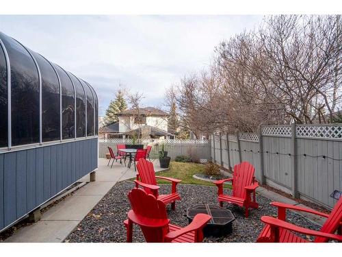 8 Shawnee Way Sw, Calgary, AB - Outdoor