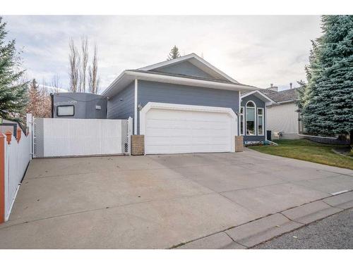 8 Shawnee Way Sw, Calgary, AB - Outdoor