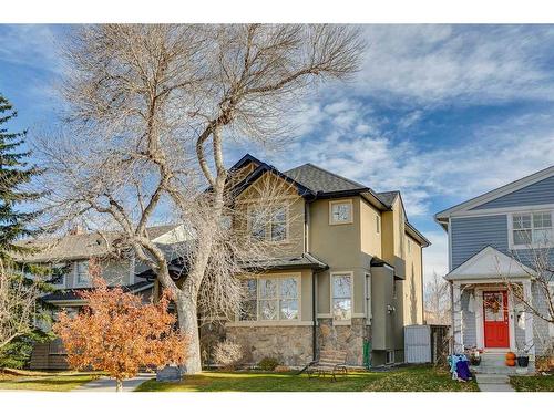 48 Amiens Crescent Sw, Calgary, AB - Outdoor