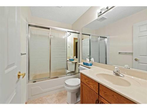 6 Douglasview Park Se, Calgary, AB - Indoor Photo Showing Bathroom