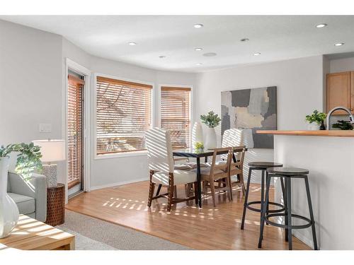 267 Coventry Court Ne, Calgary, AB - Indoor Photo Showing Dining Room