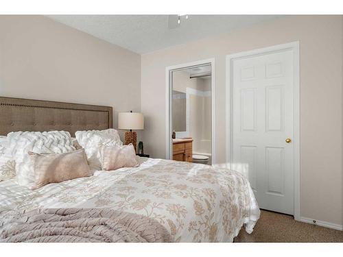 267 Coventry Court Ne, Calgary, AB - Indoor Photo Showing Bedroom