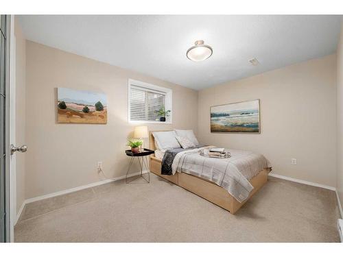 267 Coventry Court Ne, Calgary, AB - Indoor Photo Showing Bedroom