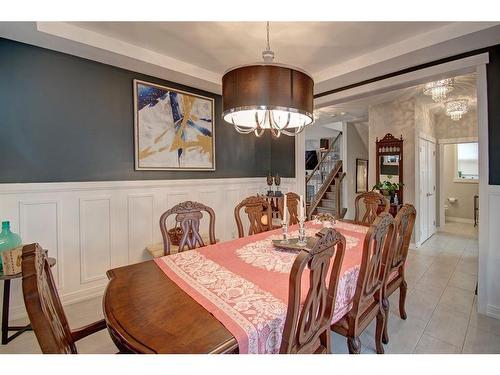 1186 Coopers Drive Sw, Airdrie, AB - Indoor Photo Showing Dining Room