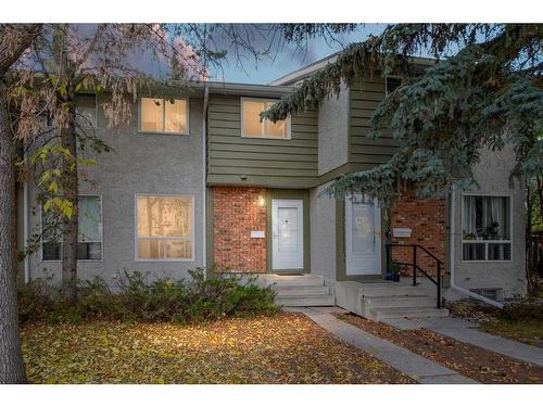 118-6915 Ranchview Drive Nw, Calgary, AB - Outdoor