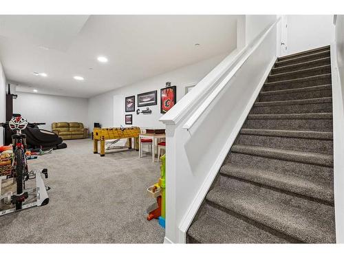 120 Howse Crescent Ne, Calgary, AB - Indoor