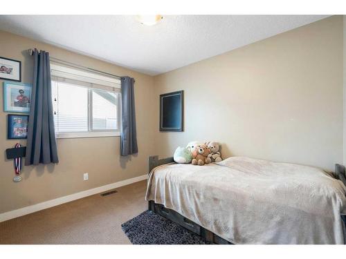 111 Sage Hill Green Nw, Calgary, AB - Indoor Photo Showing Bedroom