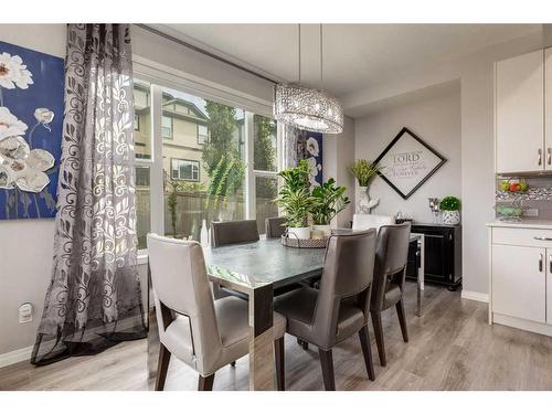 102 Hillcrest Heights Sw, Airdrie, AB - Indoor Photo Showing Dining Room