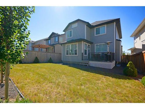 102 Hillcrest Heights Sw, Airdrie, AB - Outdoor