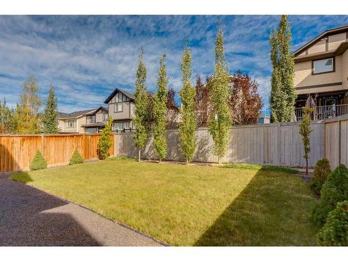 102 Hillcrest Heights Sw, Airdrie, AB - Outdoor