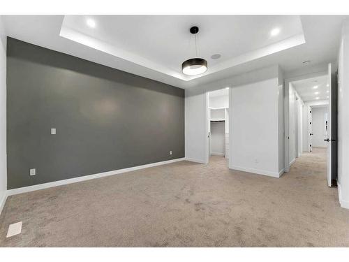 7106 36 Avenue Nw, Calgary, AB - Indoor Photo Showing Other Room