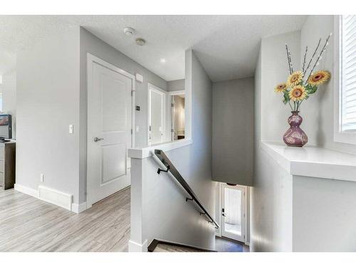 105 Trasimeno Crescent Sw, Calgary, AB - Indoor Photo Showing Other Room