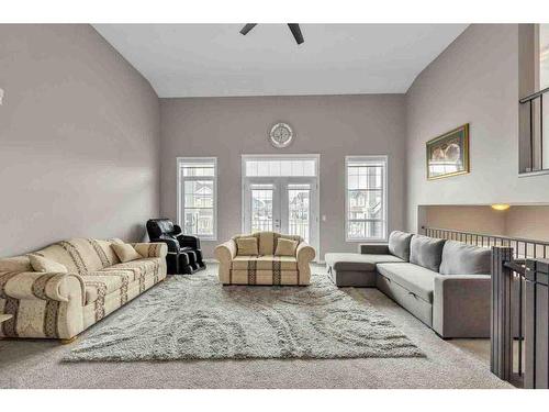 177 Cityscape Gardens Ne, Calgary, AB - Indoor Photo Showing Living Room