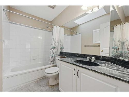 396 Rocky Ridge Drive Nw, Calgary, AB - Indoor Photo Showing Bathroom