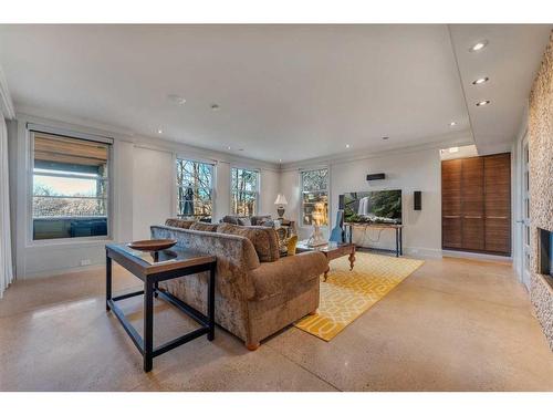 3209 5 Street Nw, Calgary, AB - Indoor Photo Showing Living Room With Fireplace