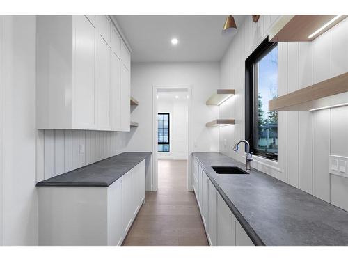 2919 12 Avenue Nw, Calgary, AB - Indoor Photo Showing Kitchen