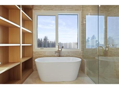 2919 12 Avenue Nw, Calgary, AB - Indoor Photo Showing Bathroom