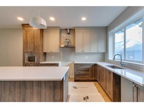 161 Treeline Avenue Sw, Calgary, AB - Indoor Photo Showing Kitchen