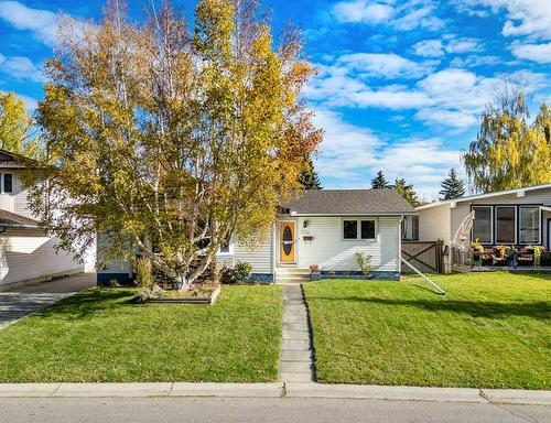 544 Brookpark Drive Sw, Calgary, AB - Outdoor