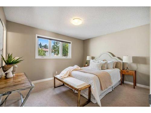 544 Brookpark Drive Sw, Calgary, AB - Indoor Photo Showing Bedroom