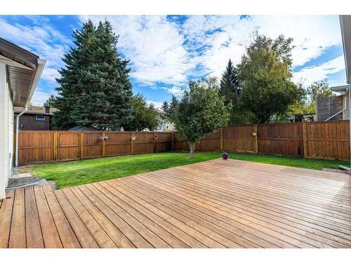 544 Brookpark Drive Sw, Calgary, AB - Outdoor With Deck Patio Veranda With Backyard