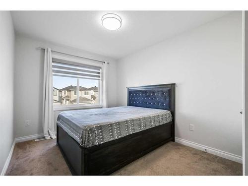 289 Corner Meadows Way Ne, Calgary, AB - Indoor Photo Showing Bedroom