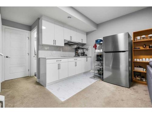 289 Corner Meadows Way Ne, Calgary, AB - Indoor Photo Showing Kitchen