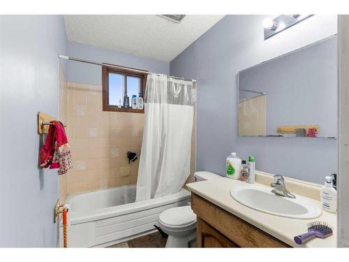 288 Whitworth Way Ne, Calgary, AB - Indoor Photo Showing Bathroom