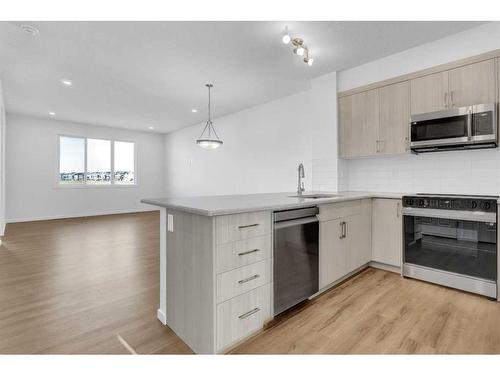 71 Carringford Road Nw, Calgary, AB - Indoor Photo Showing Kitchen