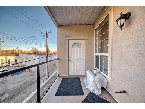 201-3412 Parkdale Boulevard Nw, Calgary, AB - Outdoor With Exterior