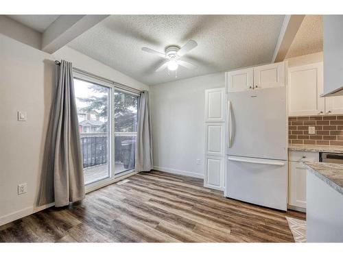 2233 3 Avenue Nw, Calgary, AB - Indoor Photo Showing Kitchen