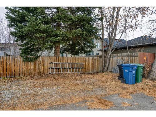 2233 3 Avenue Nw, Calgary, AB - Outdoor