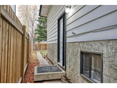 2233 3 Avenue Nw, Calgary, AB - Outdoor With Exterior