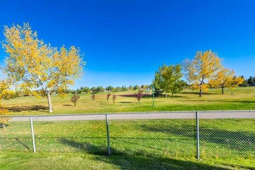 62 Georgian Villas Ne, Calgary, AB - Outdoor With View