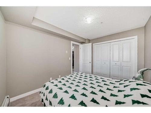 3309-81 Legacy Boulevard Se, Calgary, AB - Indoor Photo Showing Bedroom