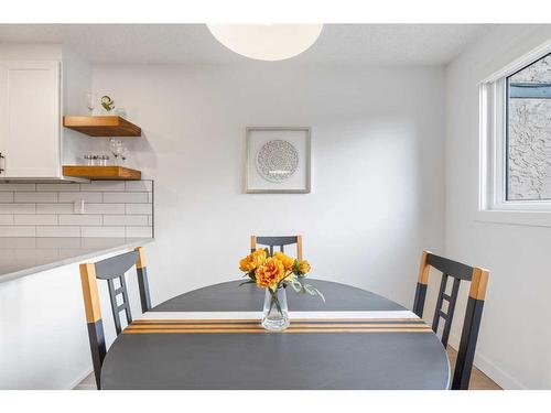 85S-203 Lynnview Road Se, Calgary, AB - Indoor Photo Showing Dining Room