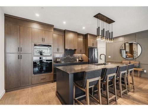 404-10 Cascade Ridge, Canmore, AB - Indoor Photo Showing Kitchen