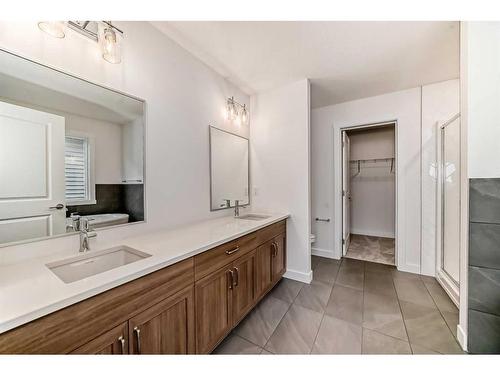 88 Sugarsnap Way Se, Calgary, AB - Indoor Photo Showing Bathroom