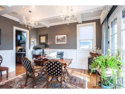 814 Radford Road Ne, Calgary, AB - Indoor Photo Showing Dining Room