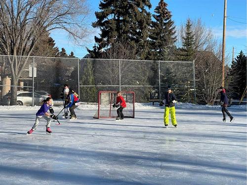 814 Radford Road Ne, Calgary, AB - Outdoor With View