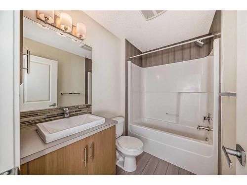 363 Walden Drive Se, Calgary, AB - Indoor Photo Showing Bathroom