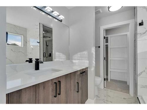 163 Springmere Way, Chestermere, AB - Indoor Photo Showing Bathroom